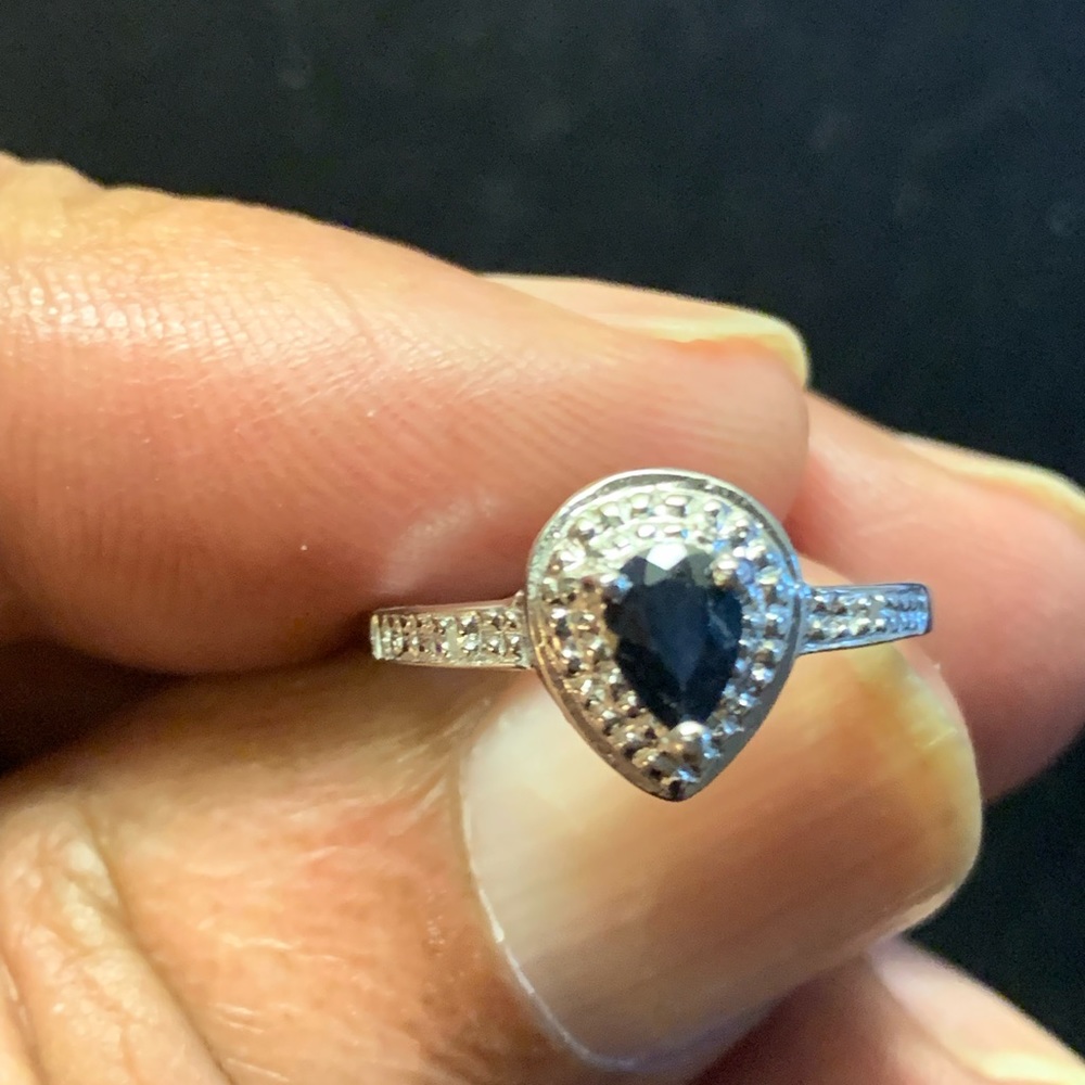 Ring Black Sapphire & Diamonds - Picture 2 of 4